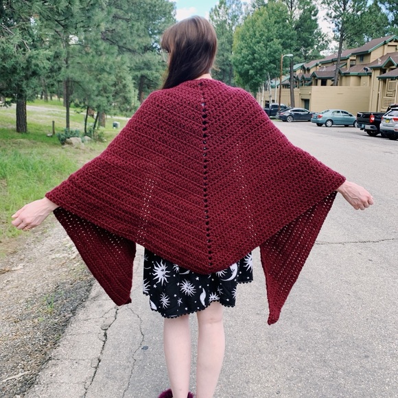 Thick Cozy Burgundy Crocheted Blanket Shawl Fall Winter Evening Shawl Handmade - Picture 2 of 10